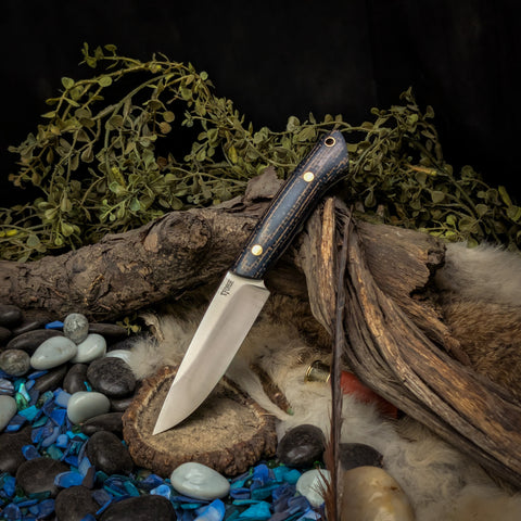 Fennec - Nyx Burlap Micarta - Blue Liners - Brass Pins