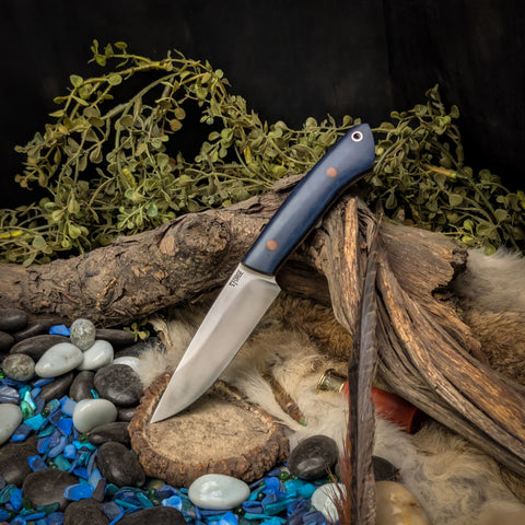 Fennec - Blue Richlite - Natural Canvas Micarta Liners - Natural Canvas Pins