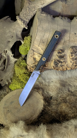 Scavenger - Nyx burlap - Tiffany blue liners - brass hollow pins